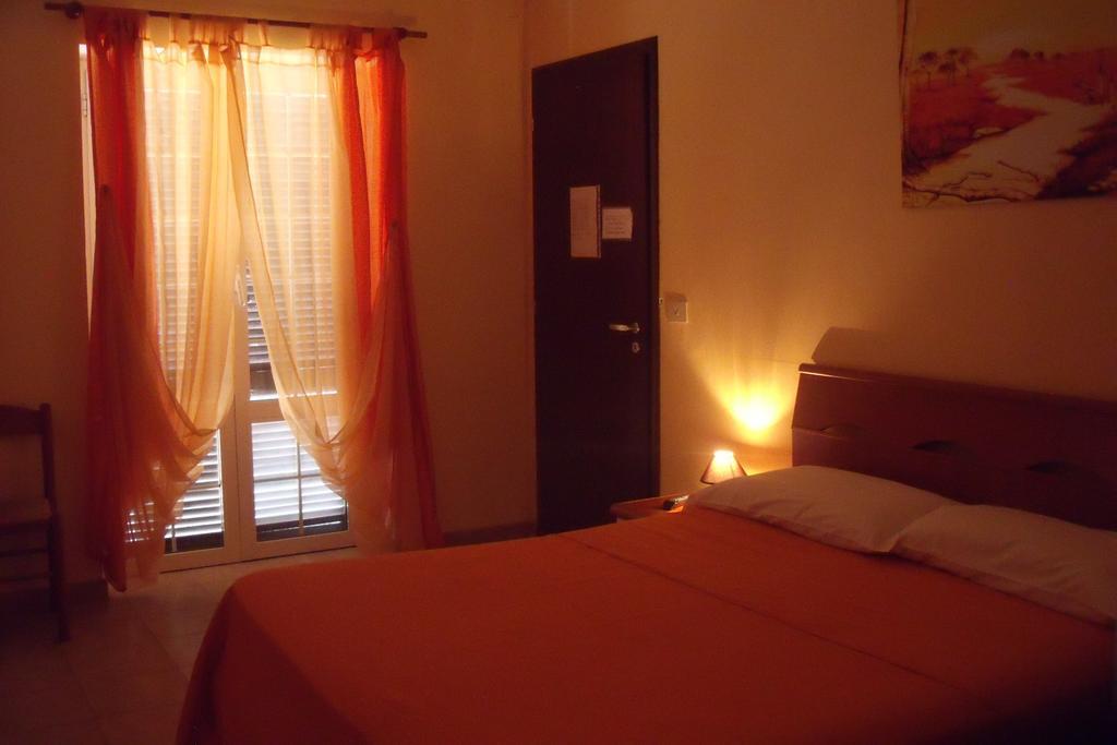 Sabrina Airport Bed & Breakfast Fiumicino Room photo